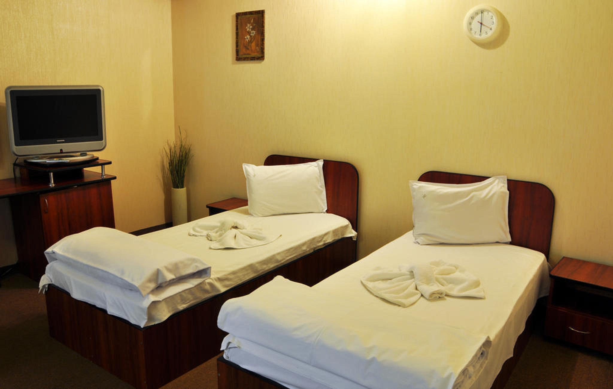 Hotel Charter Otopeni Εξωτερικό φωτογραφία