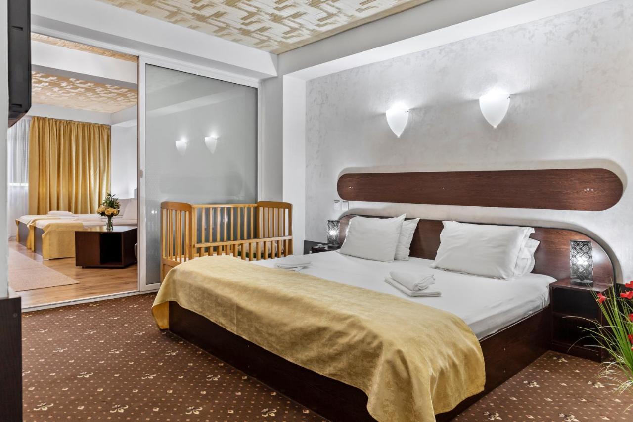 Hotel Charter Otopeni Εξωτερικό φωτογραφία