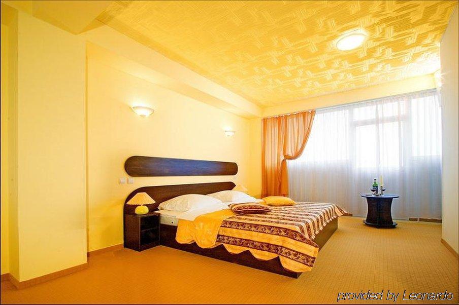 Hotel Charter Otopeni Εξωτερικό φωτογραφία
